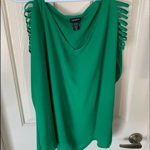 Green shirt like new